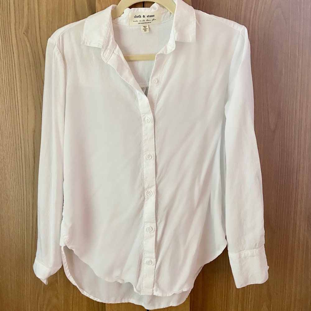 Cloth & Stone white button up top